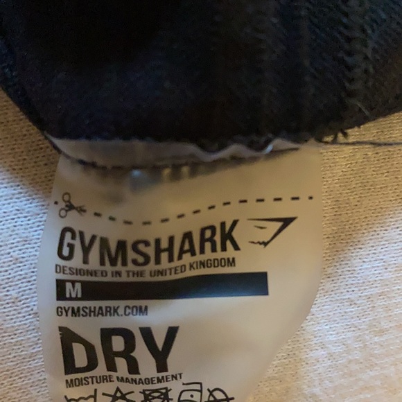 Black gymshark leggings in the size medium - Picture 3 of 3